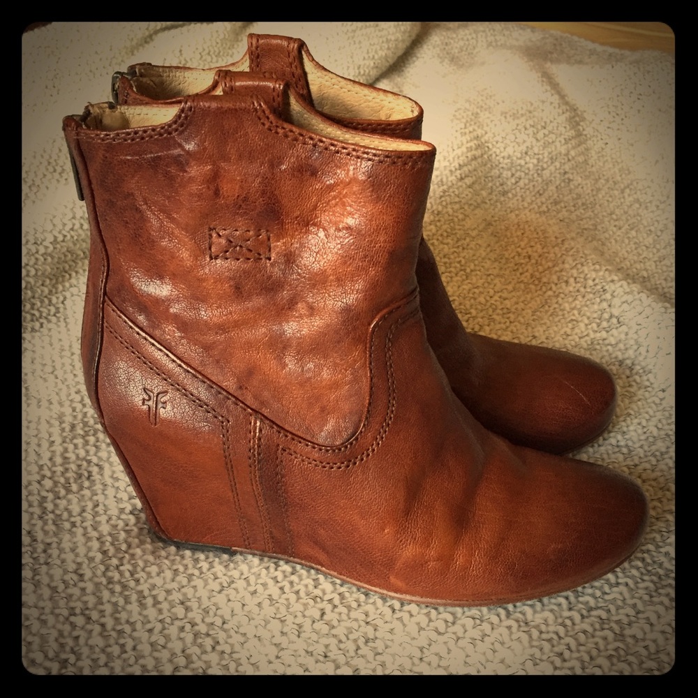 Frye Wedge Bootie Size 8